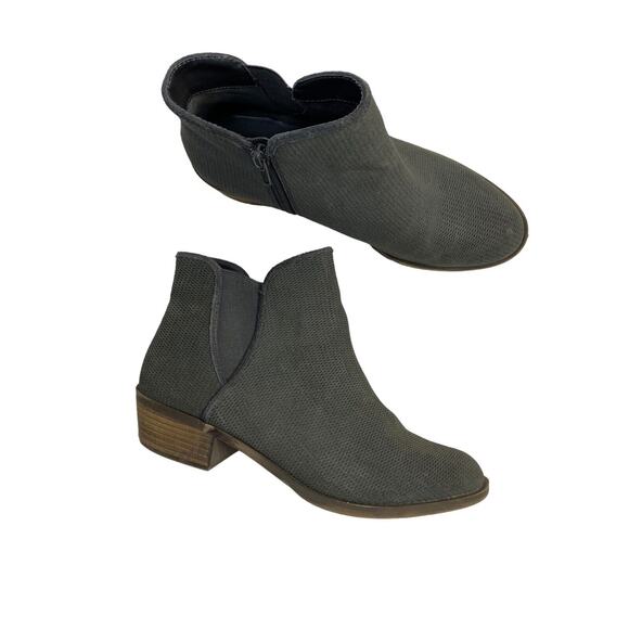 KENSIE Gerona Leather Perforated Dark Gray Booties Size 9 Womens Zipper - Picture 1 of 11